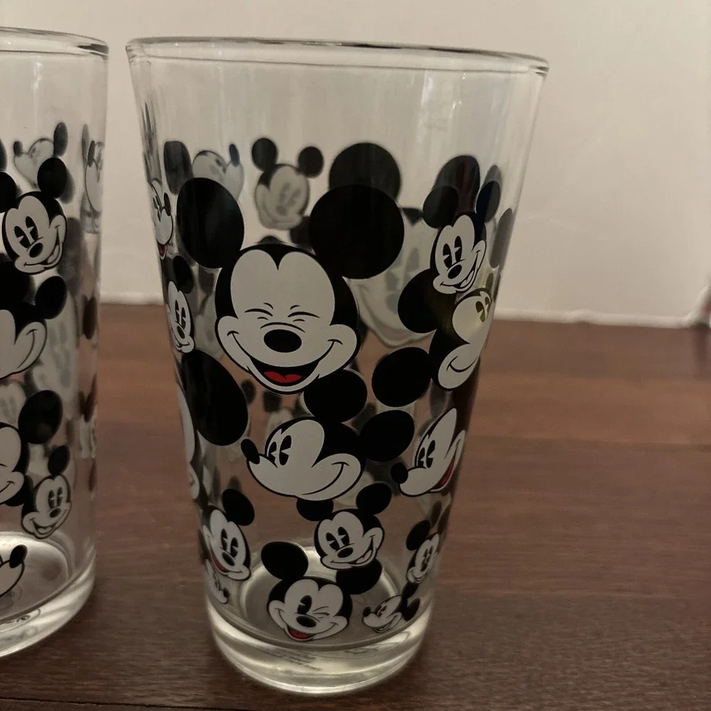 Set Of 2 Disney Mickey Mouse All Over Glass 16 oz Fun Faces Glassware‎